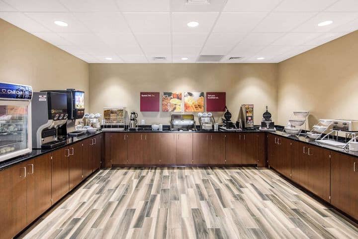 Breakfast area